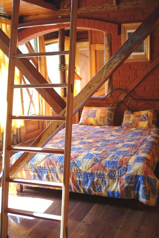 באניוס Finca Chamanapamba Guest House מראה חיצוני תמונה