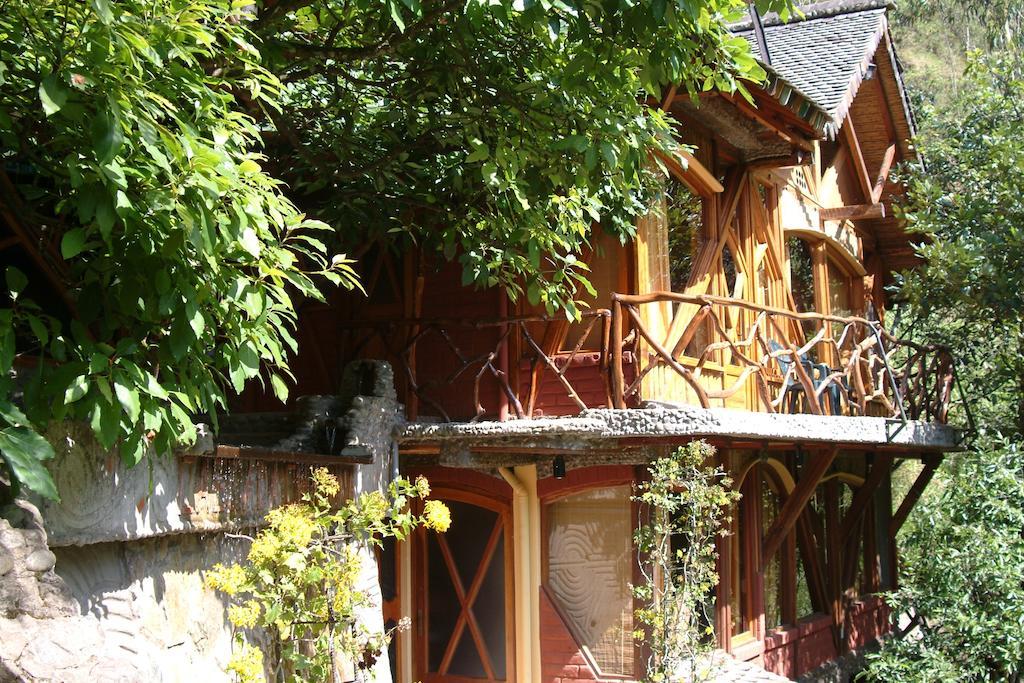 באניוס Finca Chamanapamba Guest House מראה חיצוני תמונה