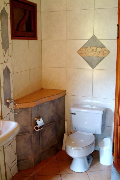 באניוס Finca Chamanapamba Guest House חדר תמונה